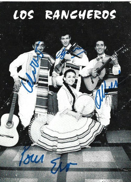 Carte postale Festival avec photographie et signature de " Los Rancheros ".. ( Cartes Postales - Chanson Fran&ccedil;aise ) - Los Rancheros.