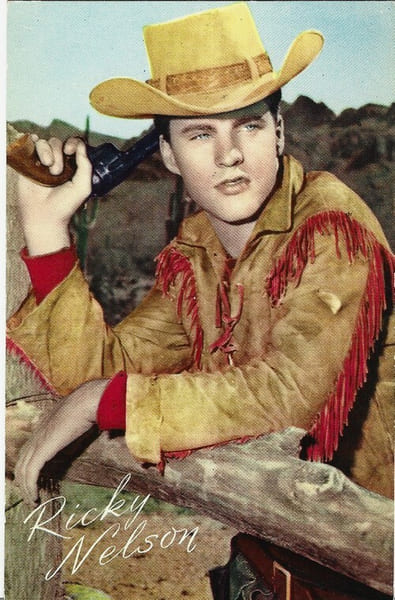 Carte postale vintage, en couleurs, de Ricky Nelson extraite du film " Rio Bravo ".. ( Cin&eacute;ma - Musique ) - Ricky Nelson.