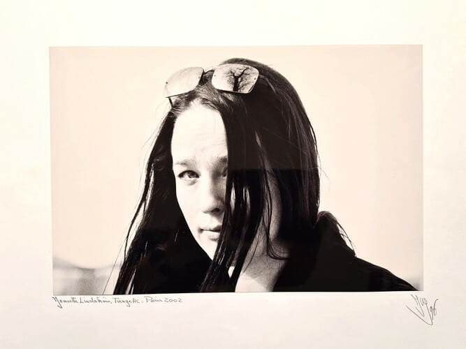 Belle photographie en tirage argentique de la chanteuse de Jazz, Jeanette Lindstrom , prise &agrave; Paris en 2002.. ( Photographies - Musique Jazz - ...