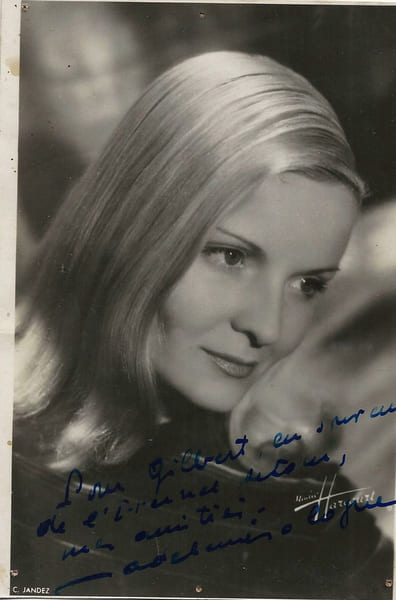 Carte postale d&eacute;dicac&eacute;e par Madeleine Sologne.. ( Cin&eacute;ma ) - Madeleine Sologne.