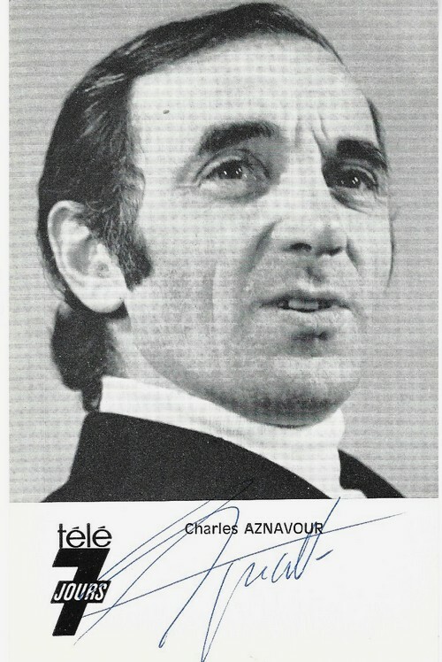 Carte postale Télé 7 Jours signée par Charles Aznavour. . ( Cartes Postales - Chanson Française ) - Charles Aznavour.