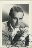 Photographie en tirage argentique, promotionnelle, de Charlton Heston, dédicacée. ( Collection Katherine Willard ).. ( Photographie - Cinéma ) - ...