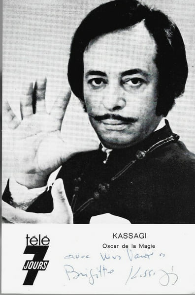 Carte postale T&eacute;l&eacute; 7 Jours d&eacute;dicac&eacute;e par Kassagi.. ( Cartes Postales - Magie ) - Kassagi.