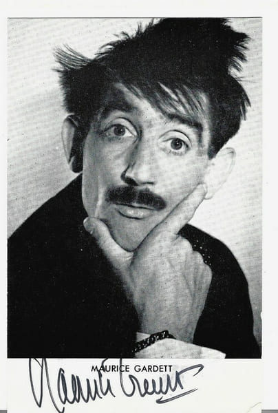 Carte postale Marie-Claire sign&eacute;e par Maurice Gardett.. ( Cartes Postales - Cin&eacute;ma - Radio - Chanson Fran&ccedil;aise ) - Maurice Gardett.