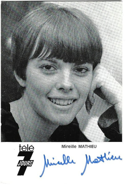 Carte postale T&eacute;l&eacute; 7 Jours sign&eacute;e par Mireille Mathieu.. ( Cartes Postales - Chanson Fran&ccedil;aise ) - Mireille Mathieu.