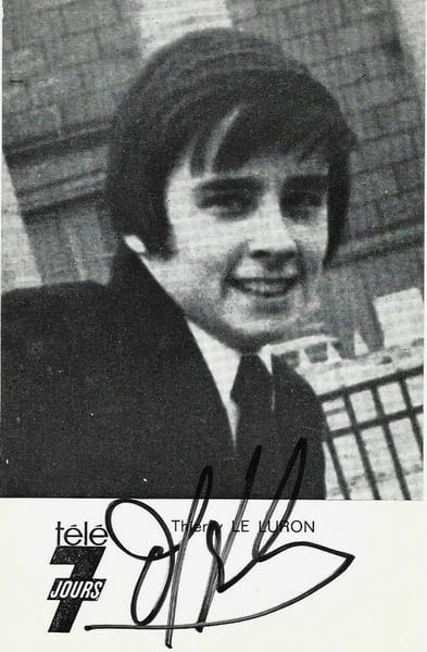 Carte postale T&eacute;l&eacute; 7 Jours sign&eacute;e par Thierry le Luron.. ( Cartes Postales - Humour - Music-Hall ) - Thierry le Luron.