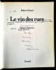 Le Vin des Rues. Photographies en noir de Robert Doisneau. ( Avec dédicaces de Robert Giraud et Robert Doisneau et accompagné du carton d'invitation ...
