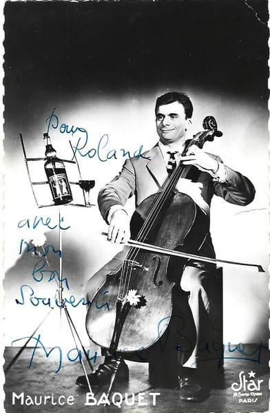 Photographie argentique du Studio Star, au format carte postale, repr&eacute;sentant Maurice Baquet jouant du violoncelle, avec belle d&eacute;dicace de ce ...