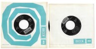 Rare 45 tours, version Juke-Box. The Rolling Stones  : Jumpin' Jack Flash - Child Of The Moon.. ( Disques - Rock ) - The Rolling Stones. 