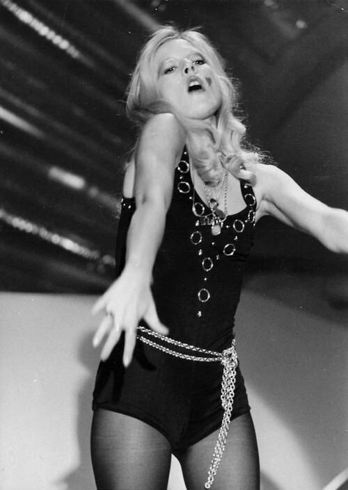 Superbe photographie originale en tirage argentique de Sylvie Vartan.. ( Photographies - Musique ) - Sylvie Vartan.