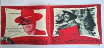 Dossier de presse. Sign&eacute; Zorro ( The Sign of Zorro ). Plaquette &agrave; l'italienne + Manuel de publicit&eacute; + 16 photographies en noir, tir&eacute;es en h&eacute;liogravure ...