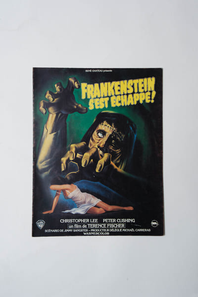 Rare synopsis original, d'exploitation en salles, pour le film "  Frankenstein s'est &eacute;chapp&eacute; ! ( The Curse of Frankenstein ) ".. ( Cin&eacute;ma - Affiches - ...