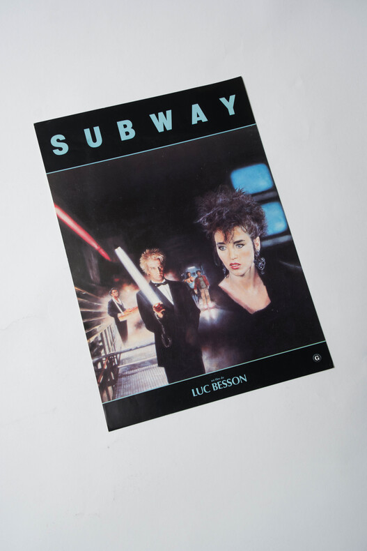 Rare affichette originale d'exploitation en salles, pour le film " Subway ".. ( Cin&eacute;ma - Affiches ) - Luc Besson - Isabelle Adjani - Christophe ...