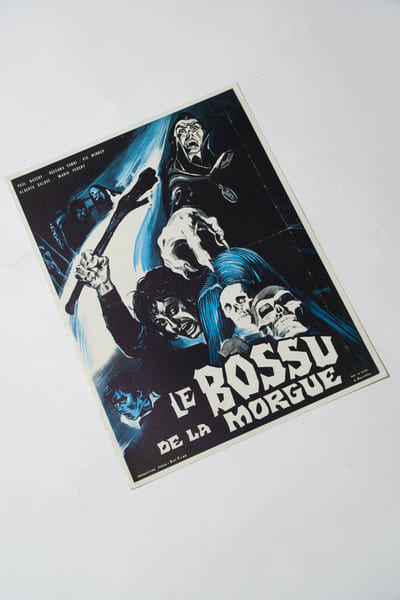 Rare affichette originale d'exploitation en salles, pour le film espagnol " Le Bossu de la morgue (El jorobado de la Morgue) ".. ( Cin&eacute;ma - Affiches - ...