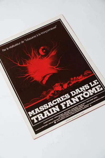 Rare affichette originale d'exploitation en salles, pour le film am&eacute;ricain " Massacres dans le train fant&ocirc;me (The Funhouse) " .. ( Cin&eacute;ma - Affiches - ...