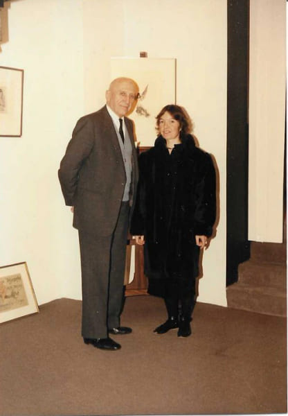 Photographie ayant appartenu &agrave; Thomas Owen, prise en 1984, le montrant aux cot&eacute;s de l'&eacute;crivaine et r&eacute;alisatrice belge, Nadine Monfils.. Thomas Owen - ...