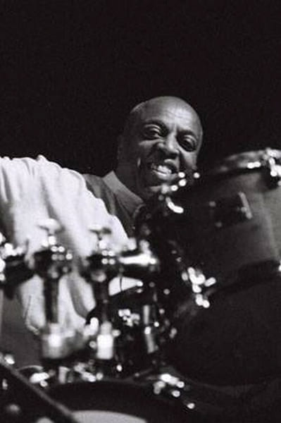 Superbe photographie en tirage argentique du batteur, Roy Haynes, prise en 1999 au Danemark, lors du Copenhagen Jazz Festival.. ( Photographies - ...