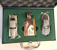 Mallette de Poker, collector, en tirage limité et numéroté à 5000 exemplaires : James Bond, Casino Royale.