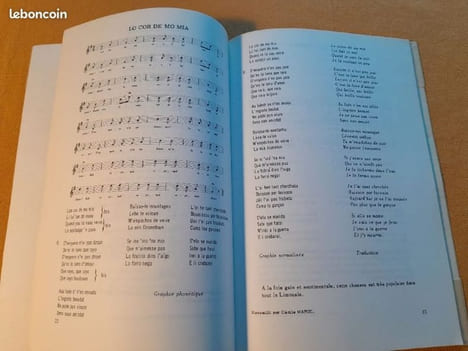 Cançons popularas e contes d'Occitania [Chansons populaires et contes d'Occitanie]. Conservatòri occitan dels arts e tradicions popularas de Tolosa