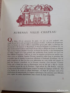 Une ville-chateau Aubenas en Vivarais