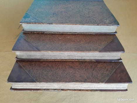 Histoire contemporaine par trois indépendants (en trois tomes). Amiral DEGOUY ; Émile de ST-AUBAN ; Henri de NOUSSANNE