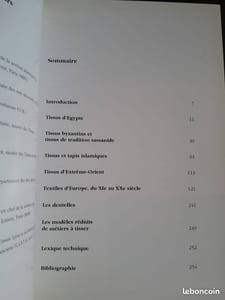 Musées des tissus de Lyon. Guide des collections