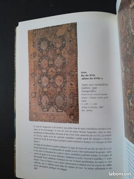 Musées des tissus de Lyon. Guide des collections. Collectif