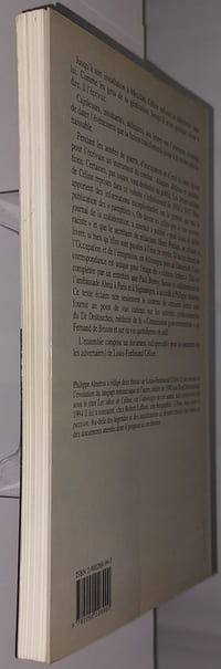 LETTRES DES ANNÉES NOIRES
Un des 50 exemplaires numérotés (n°48) sur vergé blanc seul tirage sur grand papier.
Correspondance reproduite sans autorisation, interdite de réédition.