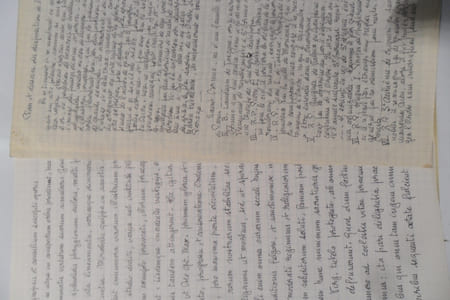 Collectanea Cartusiensia - Séries: Analecta Cartusiana - 82:1 - Lettre du prieur Guigues Ier à un ami sur la vie solitaire / Gaston Hocquard - Les Tixier : trois frères Chartreux / Pierre Bujon de l'Estang - The charterhouse of Erfurt / by James Hogg. JOINT : Archives de l'ouvrage de P. BUJON de l'ESTANG pour l'ouvrage sur les Tixier (Photographies, correspondances, enquêtes, courriers, etc.. )