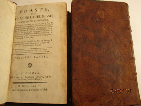 Eraste, ou l'ami de la jeunesse ; entretiens familiers, Dans lesquels on donne aux jeunes Gens de l'un et de l'autre sexe des notions suffisantes sur ...