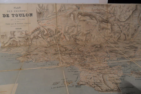 Plan des environs de Toulon par A. PAILLARD Publiée par Mr RUMEBE, Libraire