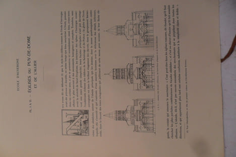L'Architecture romane - Auvergne, Périgord, Guyenne , Saintonge & Angoumois par Georges GROMORT. Georges GROMORT