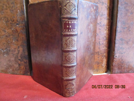 Poésies pastorales. Avec un traité sur la nature de l'églogue et une digression sur les Anciens et les Modernes. de Fontenelle ( Bernard Le Bovier de ...
