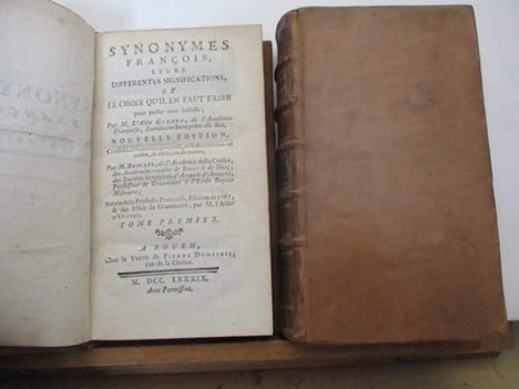 Synonymes français, leurs différentes significations, et le choix qu'il faut en faire pour parler avec justesse Par M. l'abbé Girard, nouvelle ...