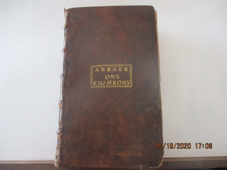 Dictionnaire Anti-Philosophique pour servir de commentaire et de correctif au Dictionnaire Philosophique & aux autres livres qui ont paru de nos jours ...