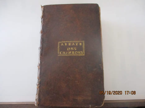 Dictionnaire Anti-Philosophique pour servir de commentaire et de correctif au Dictionnaire Philosophique & aux autres livres qui ont paru de nos jours ...