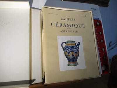 Cahiers de la Céramique et des Arts du Feu - Puis Cahiers de la Céramique, du Verre et des Arts du Feu (Céramique - Verrerie - Emaillerie)(N° 1, décembre 1955 au N° 58, 1976 avec ses suppléments) - Beaux-Arts - COLLECTIF