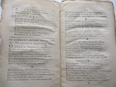 Révolution - I) Recueil d'hymnes républicaines qui ont paru à l'occasion de la fête à l'Etre suprême, qui a été célébrée Décadi 20 prairial, l'an second de la République française avec figure représentant la Montagne, au champ de la Réunion- II)Recueil chronologique des Hymnes et chansons Patriotiques qui ont paru depuis la Révolution Française - 2 ouvrages.