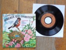 L'histoire des oiseaux qui chantent racontée aux enfants. Chardonneret - Merle - Bouvreuil - Loriot - Rossignol, avec leur chant. . Loroux Félix ...