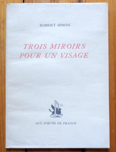 Trois miroirs pour un visage.