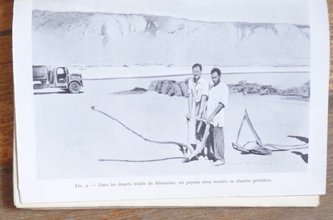 L'Orient dans un pare-brise. . Pictet Hubert: