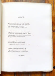 Le miroir brisé.
