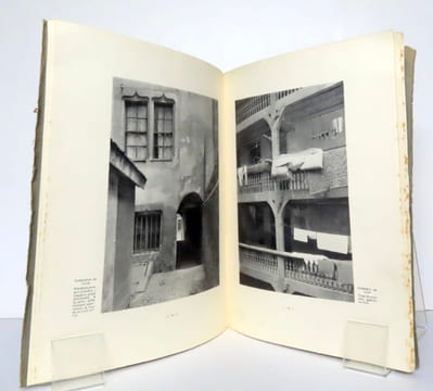 La maison de Calvin. Souvenir du jubilé. Ouvrage orné de vingt phototypies et de deux portraits de Calvin. . Doumergue Emile, Boissonnas Fred.: