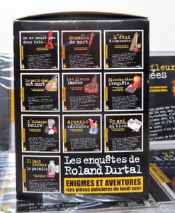 Enigmes et aventures, les enquêtes de Roland Durtal. On ne meurt pas deux fois - Menaces de mort - L'étui à clarinette - Le petit chat est mort - Les fleurs fanées - Picoche mène l'enquête - L'écharpe noire - Arsenic et vieilles rancunes - Un ami qui vous veut du bien - Il faut fermer le paradis.