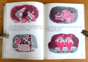 Alice et le chapelier fou.  par Disney Walt:  - Image 3
