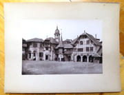 [Entrée du Village suisse - Maison du Chevalier (Schaffouse), Pont couvert de Lucerne, Maison au campanile d'Auvernier, Maison de Moudon].  par Boissonnas Fred.:  - Image 2