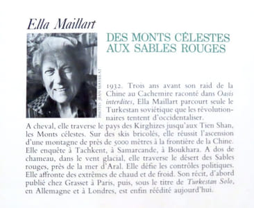 Des monts célestes aux sables rouges.