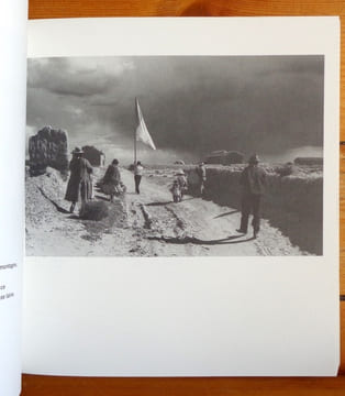Entre errance et éternité. Regards sur les montagnes du monde. . Bouvier, Pierre Starobinski (avant-propos): 