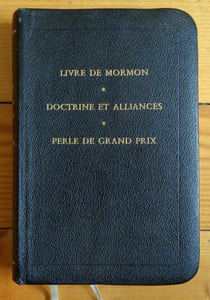 Le livre de Mormon. Récit sur les plaques de la main de Mormon d'après les plaques de Nephi.