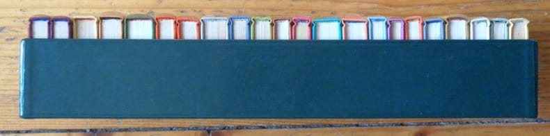 20 ouvrages en hongrois, en 22 volumes (minuscules).